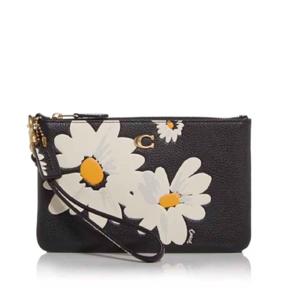 Coach Daisy Wristlet pebbled leather floral pattern matching hang tag sold out